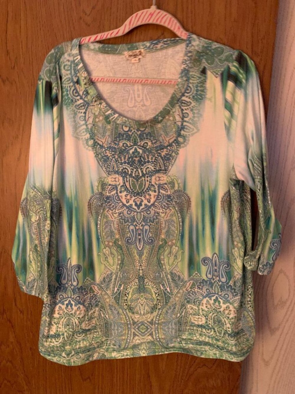 One World Size 1X - Picture 1 of 1